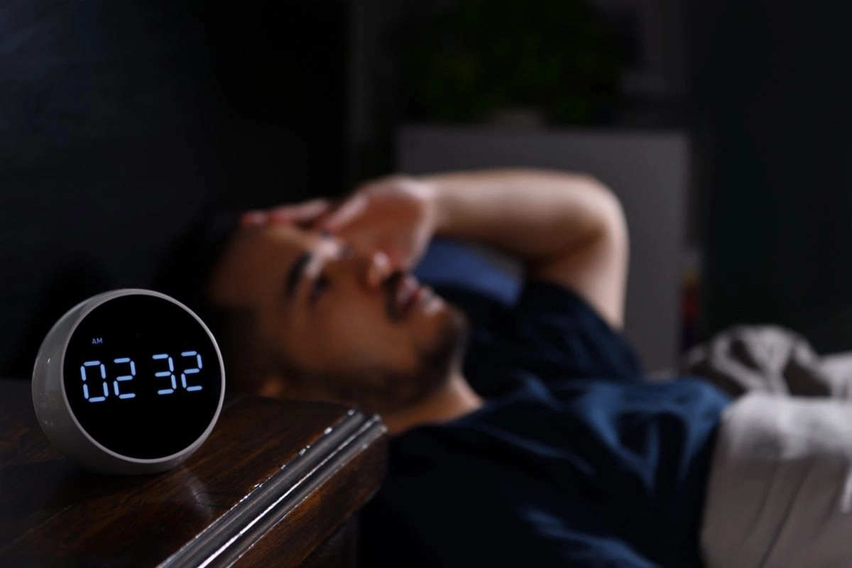 Studi Ungkap Sering Begadang dan Sulit Tidur Tingkatkan Risiko Serangan Jantung dan Stroke