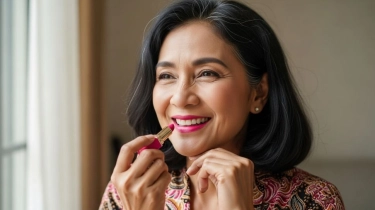 7 Lipstik untuk Usia 50 Tahun yang Tidak Pecah, Tidak Kering, Tampak Lebih Muda