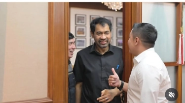 Malam-Malam ke Jakarta, Mualem dan Emil Dardak Temui Seskab Teddy, Ada Apa?