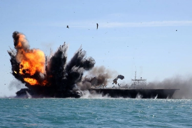 10 Kapal Perang Amerika Kepung Iran, Nyaris Samai Operasi di Venezuela