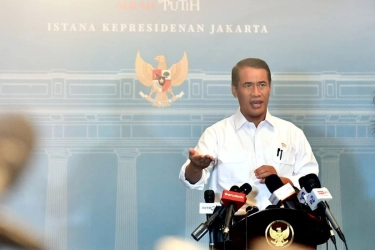 Amran: Hilirisasi Kelapa, CPO, dan Gambir Bikin Negara Cuan Rp 15.000 T