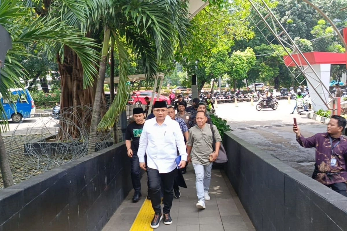 Gus Yaqut Bungkam soal Dugaan Aliran Dana ke PBNU di Kasus Kuota Haji