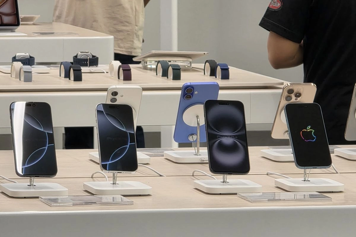 iPhone 16 Jadi HP Terlaris Dunia 2025