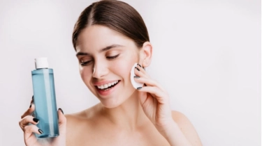 5 Micellar Water Mengandung Anti Aging untuk Kulit Usia 40 Tahun