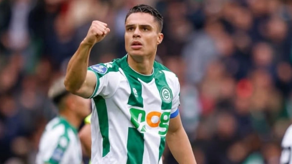 Persib Incar Joey Pelupessy? Bung Binder Bongkar Rahasia Transfer Mengejutkan Maung Bandung