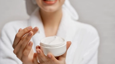 4 Krim Malam untuk Hempas Garis Halus dan Kerutan Usia 45 Tahun, Bikin Wajah Kencang