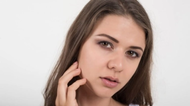 5 Rekomendasi Concealer Under 100 Ribu, Ampuh Tutupi Lingkar Mata Hitam