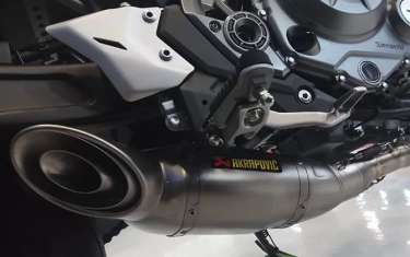 Mau Pasang Knalpot Racing di Motor? Ini 4 Dampaknya yang Jarang Disadari Bikers