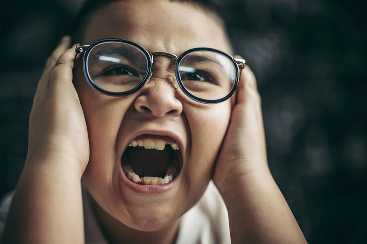 Anak Tantrum di Tempat Umum, Orangtua Harus Apa? Ini Saran Pakar Pengasuhan