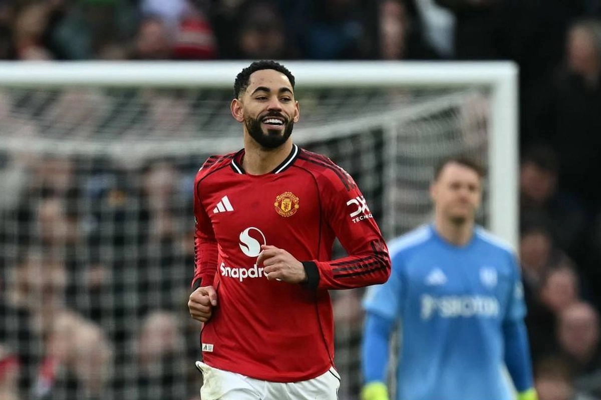 Hasil Man United Vs Fulham 3-2: Michael Carrick Masih Tak Terbendung