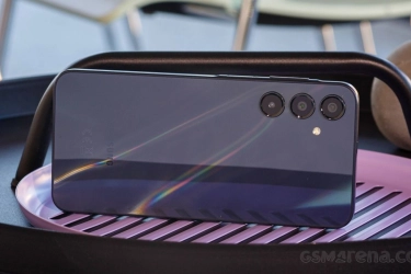 Samsung Galaxy A16 5G jadi Ponsel Android Terlaris 2025