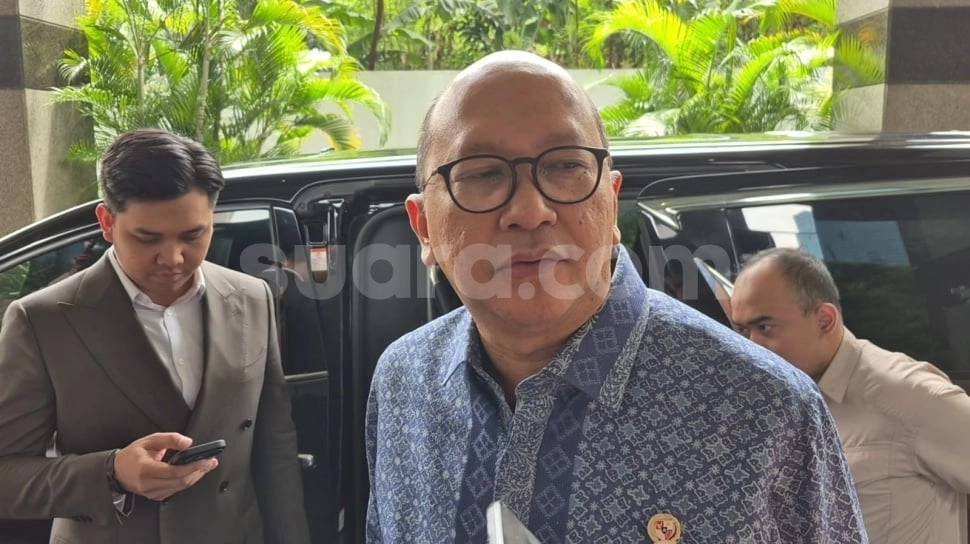 Rosan Roeslani Tegas Bantah: Tak Ada Rencana Rombak Direksi dan Komisaris Bank Himbara