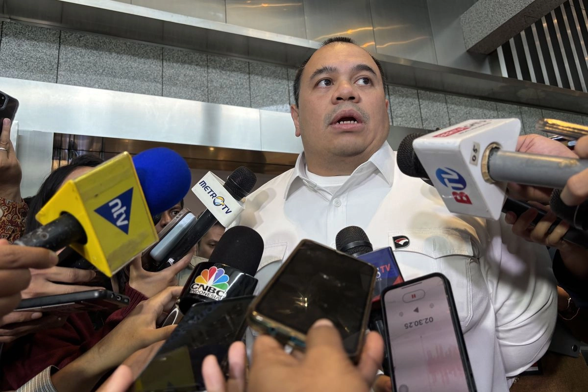 IHSG Anjlok, CIO Danantara Sebut Ada Rotasi ke Saham Fundamental