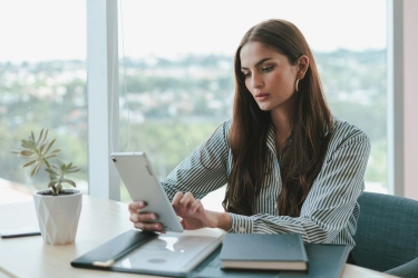 Ramalan Shio Kelinci di Tahun Kuda Api 2026, Karier hingga Asmara