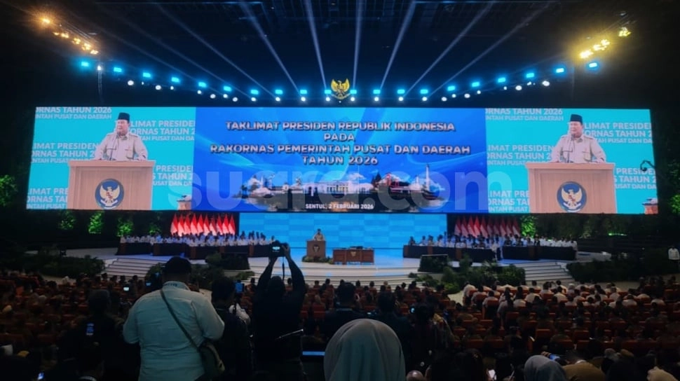 Singgung Demo untuk Rusuh, Prabowo Ajak Pihak yang Tidak Suka Dengannya Bertarung di 2029