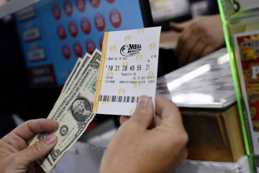 Menang Lotre Rp 170 M, Lansia 72 Tahun di Malaysia Bakal Bagi-bagi untuk Keluarga