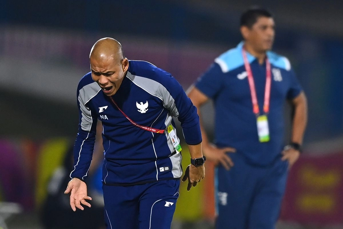 Timnas U17 Indonesia Tanpa Pelatih, Nova Arianto Ambil Alih Lawan China