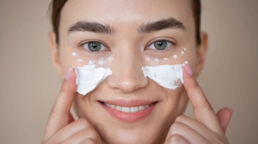 5 Rekomendasi Sunscreen Premium Kualitas Terbaik untuk Proteksi Kulit Seharian