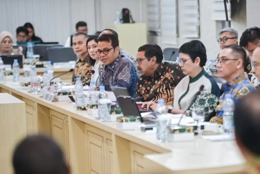 Mahasiswa Diminta Tak Bergantung AI, Wamenkomdigi Nezar Patria: AI Boleh Bantu riset, tapi Analisis Akhir tetap Tanggung Jawab Manusia