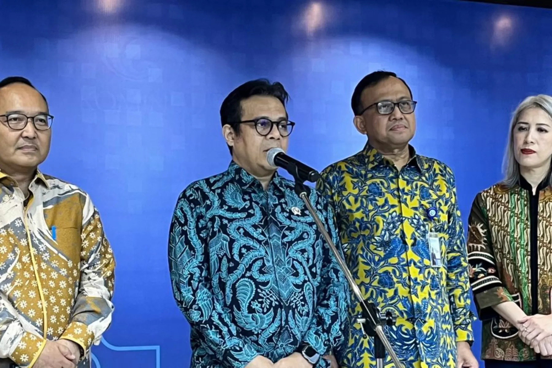 Pemalsuan Usia Anak Marak, Komdigi Minta Platform Digital Perbaiki Sistem Verifikasi