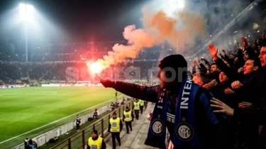 3 Fakta Pelaku Pelemparan Flare ke Emil Audero, Tidak Kehilangan Tiga Jari
