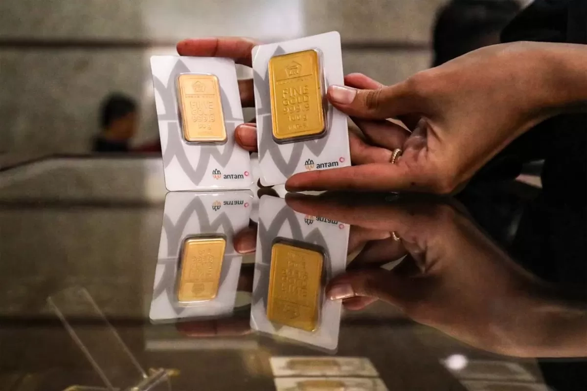 Harga Emas Antam Kamis, 5 Februari 2026: Turun Tipis Rp 17.000 Jadi Rp 2.956.000 Per Gram