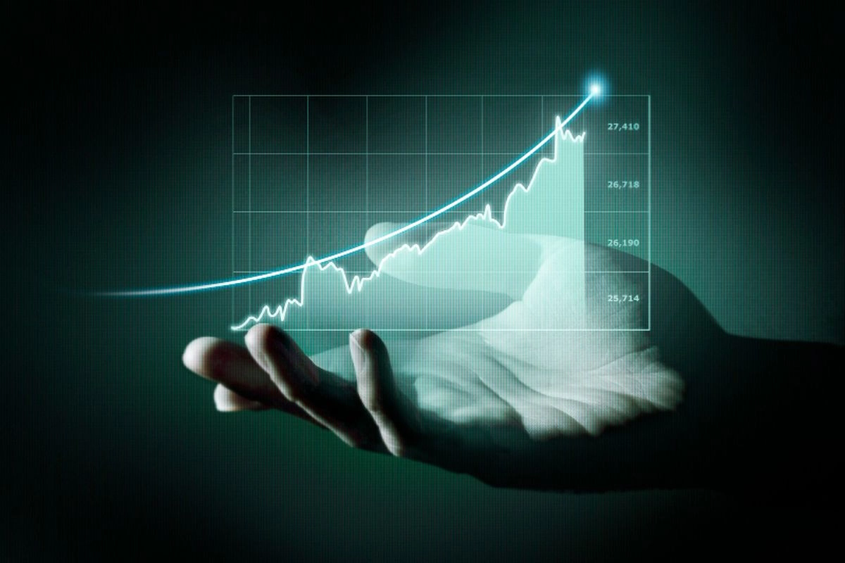 Ekonom Prediksi Pertumbuhan Ekonomi 2025 Tak Sampai Target 5,2 Persen