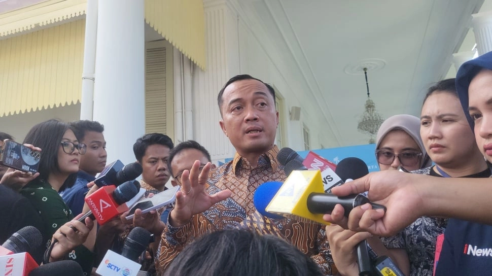 Mensesneg Bocorkan Jadwal Pelantikan Hakim MK Baru Adies Kadir