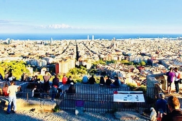 Intip Bunkers del Carmel, Spot Foto 360 Derajat Gratis di Barcelona