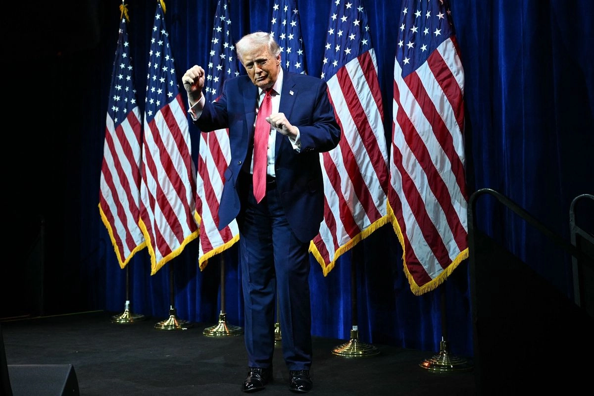 Menanti Janji Trump Bagi-bagi Uang Rp 33 Juta ke Warga AS, Apakah Lupa?