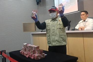 Rp 850 Juta Jadi “Pelicin” Ketua-Wakil Ketua PN Depok Tetapkan Putusan Eksekusi Lahan