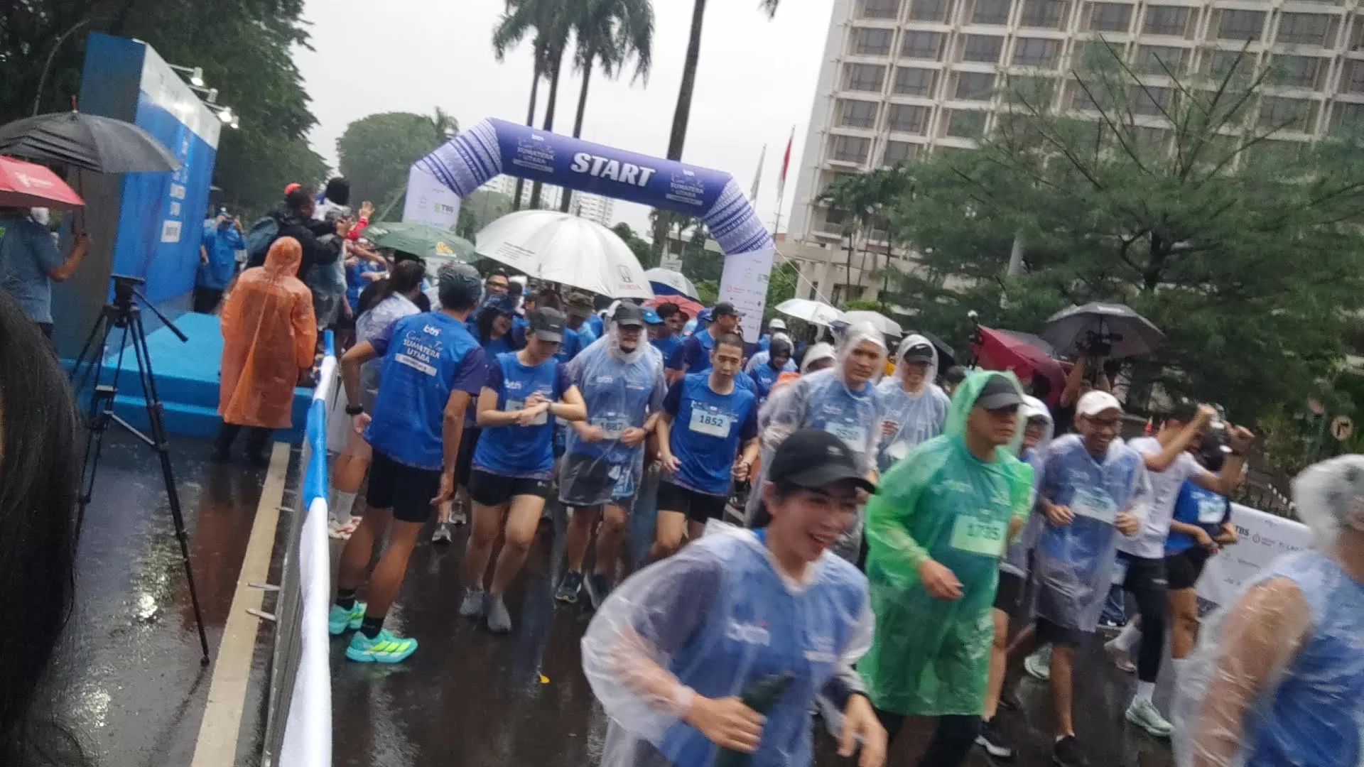 Berjalan Lancar di Tengah Hujan Deras, Kumpulkan Rp 5 Miliar Lebih untuk Korban Bencana Sumatera Utara
