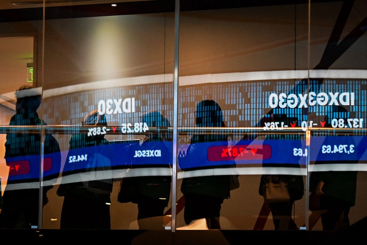 IHSG Turun 4,73 Persen dalam Sepekan, Kapitalisasi Pasar Susut Jadi Rp 14.341 Triliun