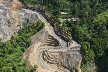 Pembangunan Trans Papua Sesuai Rencana, Serap 2.000 Tenaga Kerja Lokal