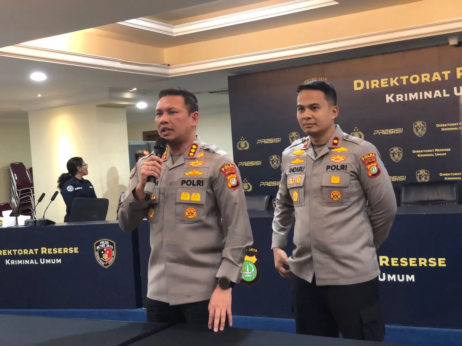 Usai Klarifikasi Komika Pandji Pragiwaksono, Polda Metro Jaya Pastikan Dalami Seluruh Barang Bukti Secara Utuh