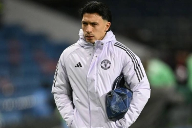 Barcelona Siap Goda Lisandro Martinez dari MU Musim Panas Ini