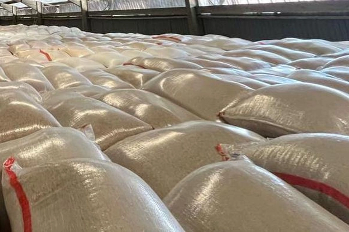 Bulan Ini Bulog Ekspor 2.280 Ton Beras untuk Jemaah Haji Indonesia