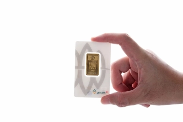 Harga Emas Antam Hari Ini 9 Februari 2026: Masih di Rp 2,92 Juta per Gram, Cek Daftarnya