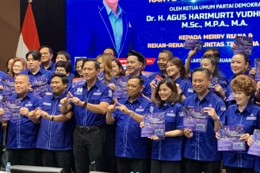 Motivator Merry Riana Gabung ke Partai Demokrat, Terima KTA dari AHY