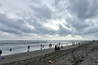 Viral Video Wisatawan Dilarang Ambil Foto di Pantai Parangtritis, Ini Kata Dinas Pariwisata