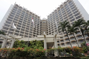 Mensesneg Tegaskan Hotel Sultan Tidak Ditutup, Pengelolaan Dialihkan ke PPKGBK
