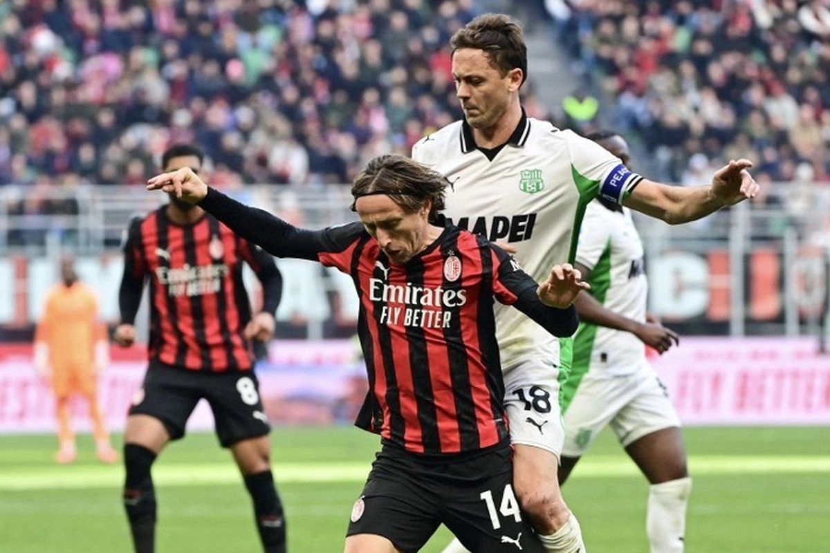 Massimiliano Allegri Coba Yakinkan Luka Modric Bertahan di AC Milan