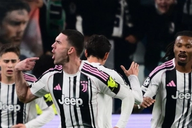 Diincar AC Milan, Dusan Vlahovic Disebut Lebih Pilih Barcelona