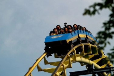 Rayakan Imlek 2026 di Ancol, Ada Barongsai hingga Promo Tiket Rp 150.000