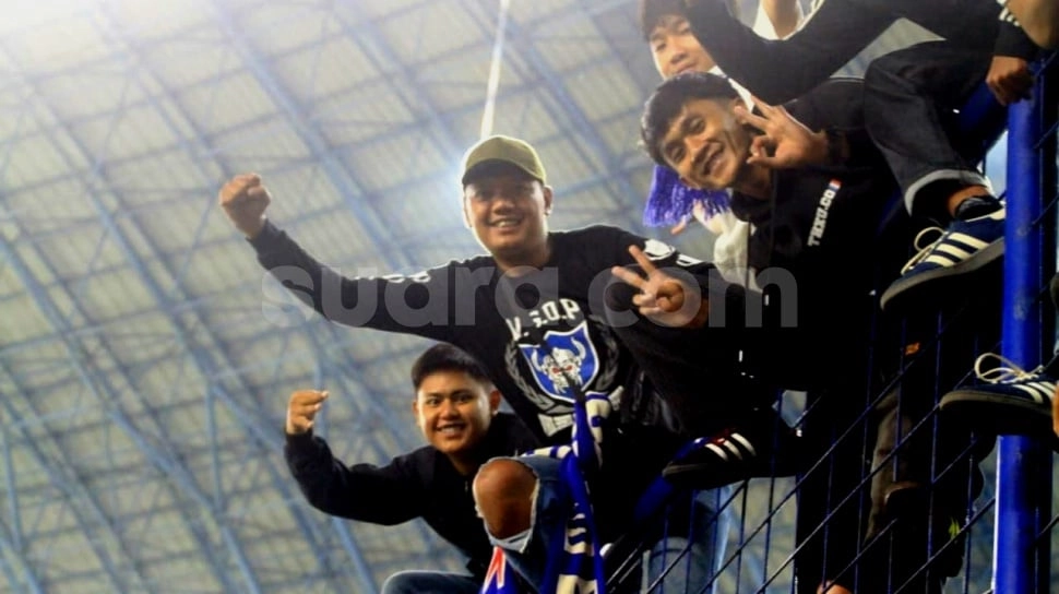Bobotoh Bersuara: Away Day ke Thailand, Fans Harap Persib Bawa Pulang Kemenangan
