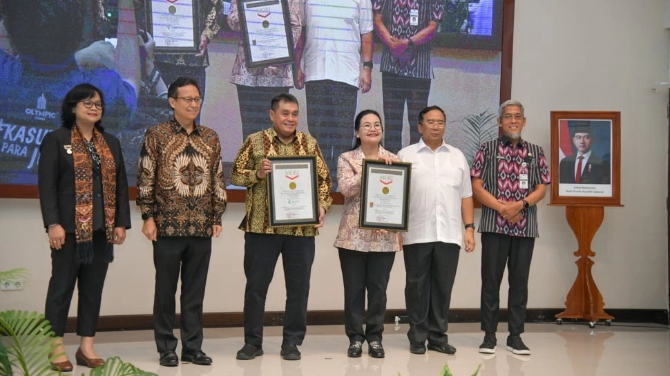 Cegah Penyakit Sejak Dini, Menkes Budi Tekankan Pentingnya Cek Kesehatan Rutin untuk Pekerja