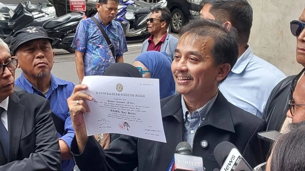 Ijazah Jokowi Tanpa Sensor Dibongkar! Bonatua Klaim Identik dengan Dokumen Riset Roy Suryo Cs