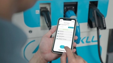 Permudah Mobilitas Kendaraan Listrik, PLN Operasikan 4.655 SPKLU Sepanjang 2025