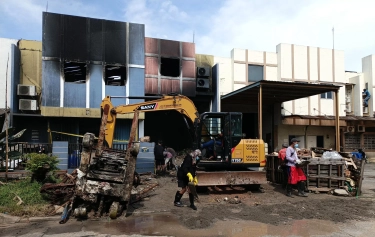 Kebakaran Gudang Pestisida di Tangsel Cemari Cisadane, Kementerian LH Minta Air Sungai Sementara Tak Digunakan