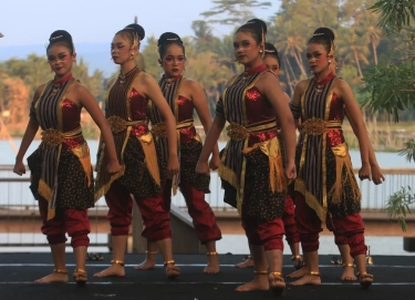 MTN Seni Budaya Gelar 5 Pertunjukan Seni Interdisiplin, Kemenbud: Investasi SDM Indonesia Emas 2045